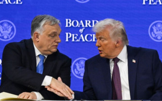 Трамп пообещал Венгрии экономическое процветание, если после выборов страной будет руководить Орбан