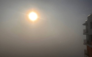 У Києві оголосили жовтий рівень небезпеки через туман – видимість впала до 200 метрів