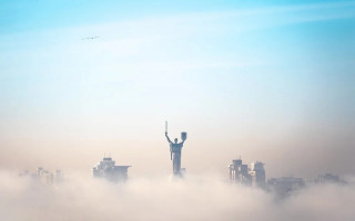 У Києві 13 квітня туман утримається до обіду – поради водіям