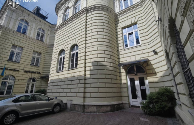 Будівлю колишнього Інституту банківської справи у Львові повернули державі