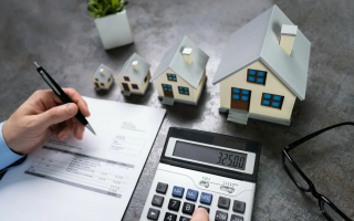 В Украине отменили коммунальные платежи для владельцев разрушенного жилья — подписан закон