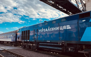 Чоловік домагався виплати середнього заробітку і судового збору від Укрзалізниці: ВС відступив від попередньої практики