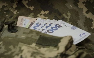 Щомісячна грошова виплата сім’ям загиблих військових має здійснюватися кожному окремо — позиція ВС