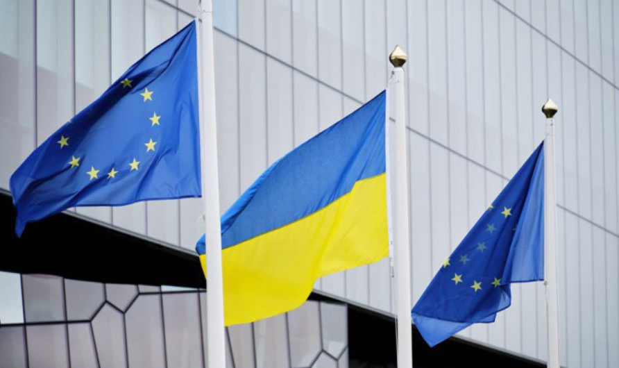 Франция, Германия, Нидерланды и Италия против ускоренного вступления Украины в ЕС — Politico