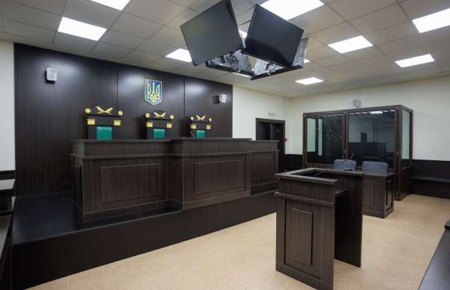 Обвинувачений «зациклено» повторював і цитував закони: ВС пояснив, чому суддя мала право зупинити виступ