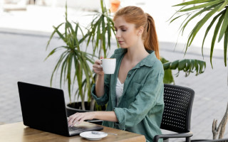 Суд ЕС признал проблему: как Испания годами держит работников в ловушке «временной» работы