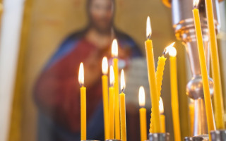 В Киеве в поминальные дни с 19 по 22 апреля организуют дополнительный транспорт к кладбищам: список