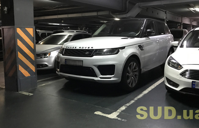 Какие бензиновые авто выбирали украинцы в марте: ТОП популярных моделей