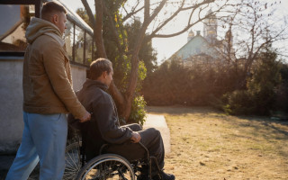 Відстрочка по догляду: суд уточнив, чому ТЦК не може відмовити через «не ту довідку»