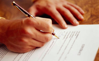 Пауза в роботі чи нові умови: що означає призупинення трудового договору під час воєнного стану