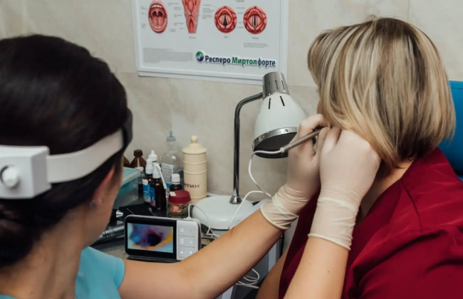 В Ивано-Франковске из уха пациентки извлекли паука — женщина жаловалась на боль и заложенность