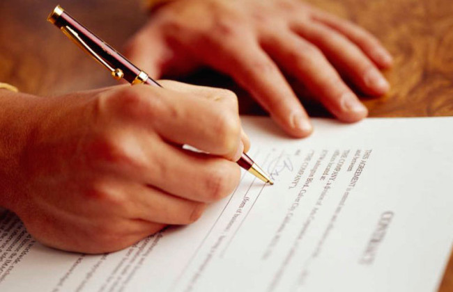 Пауза в роботі чи нові умови: що означає призупинення трудового договору під час воєнного стану