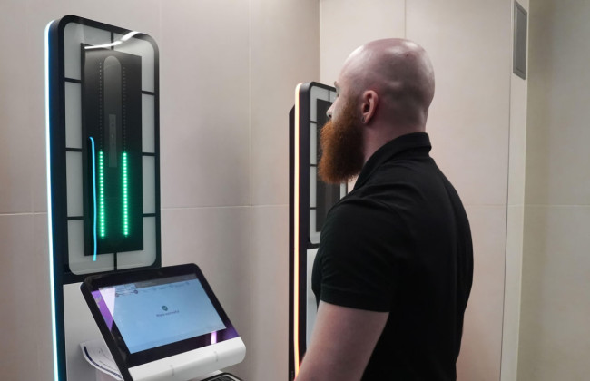 Європа перейшла на цифрові кордони – система EES уже викликала затримки до трьох годин в аеропортах