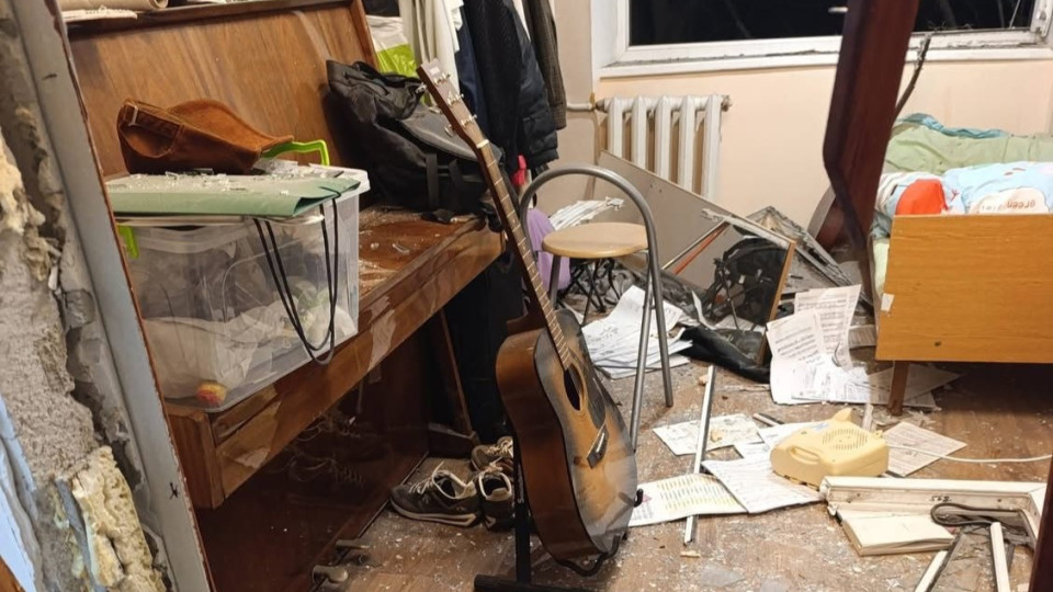 В Одессе в результате российского обстрела повреждено общежитие музыкальной академии — среди студентов есть раненые