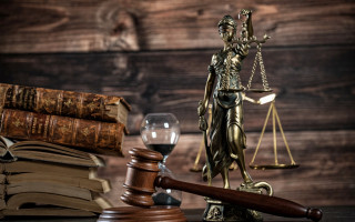 Подсудность и 10% ограничение: Верховный Суд разъяснил подход в спорах о публичных закупках