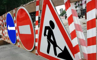 В Киеве до 30 ноября частично ограничат движение на одном из путепроводов