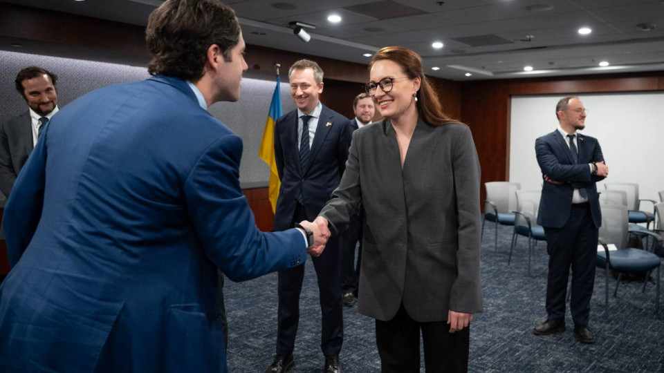 Инвестиции в энергетику, инфраструктуру и жилищное строительство — Украина и США расширяют фонд восстановления
