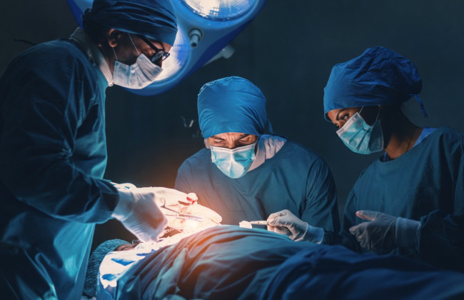 В США судят хирурга, который удалил печень вместо селезенки: пациент умер