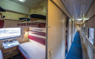 Пасажир як споживач: які права гарантує закон при поїздці потягом