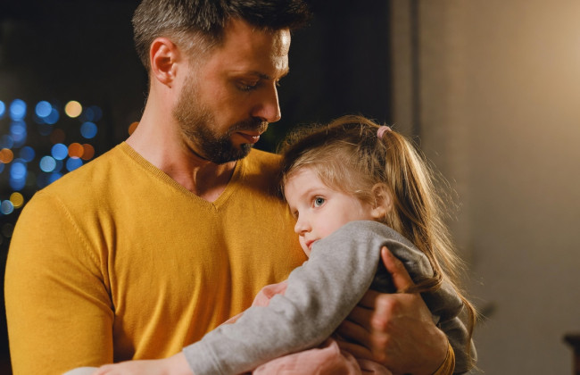 Дитина живе з батьком, але це не означає «самостійне виховання» — рішення апеляції в Чернівцях