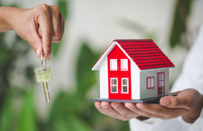 Жінка заявила, що під тиском у реабілітаційному центрі передала майно: на чию сторону став Верховний Суд