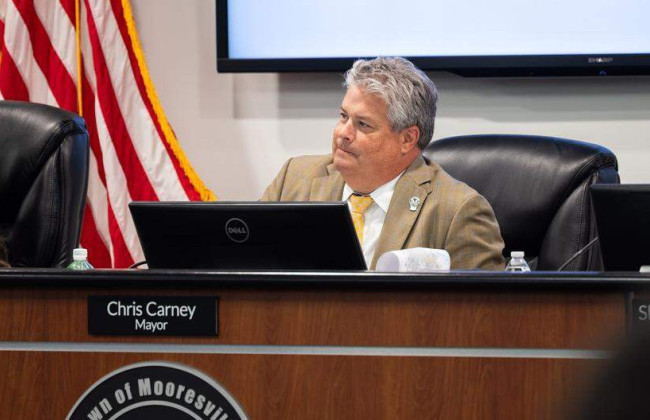 Мэр без штанов в мэрии: суд обязал обнародовать видео с ночными похождениями чиновника