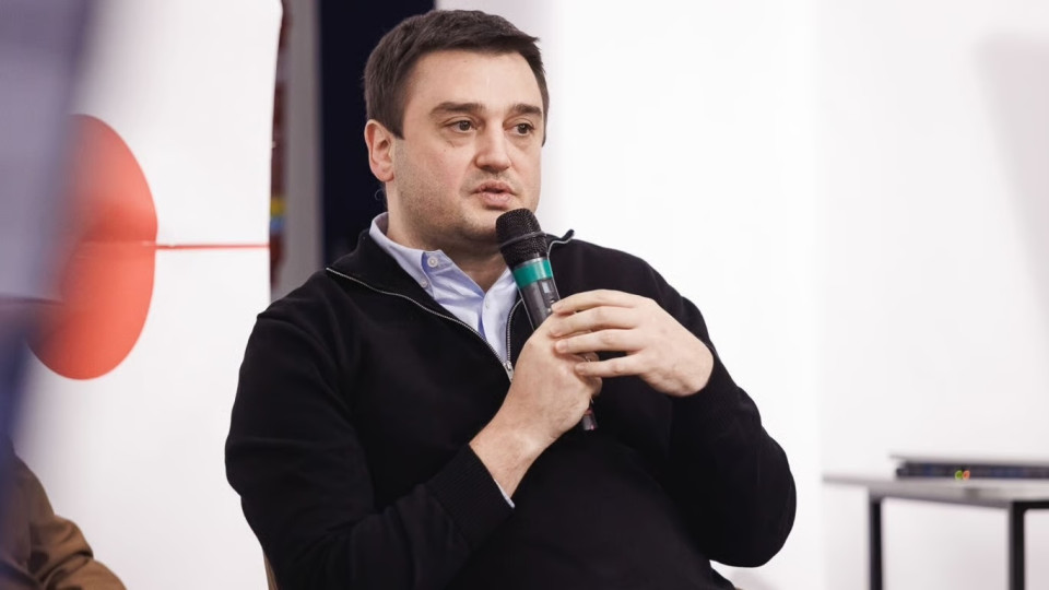 В Украине рассматривают сокращение госаппарата через цифровизацию и внедрение ИИ-агентов — Минцифры
