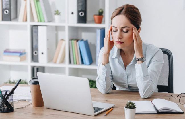 Алергія на офіс дійсно існує — це може бути синдром «хворої будівлі»