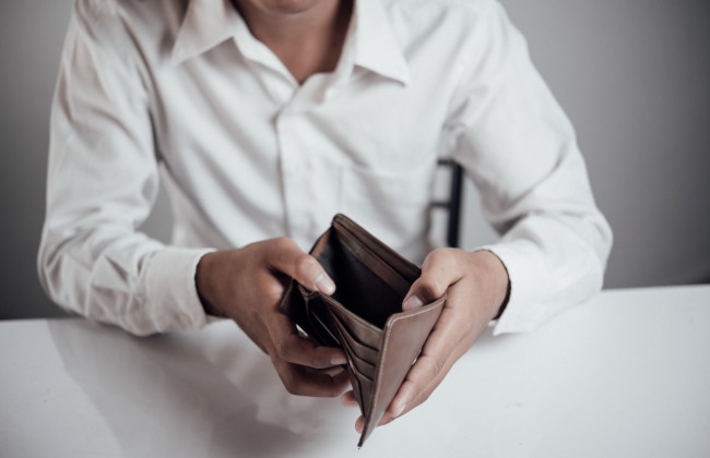 В Минюсте опровергли фейк об «автоматической блокировке всего имущества из-за 1 гривны долга»