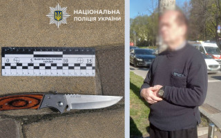 У Києві в Голосіївському районі затримали чоловіка з ножем, який провокував конфлікти