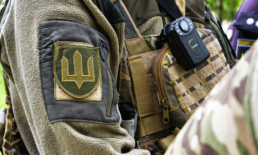Сотрудник ТЦК не включил бодикамеру при вручении повестки: суд не увидел в этом нарушения