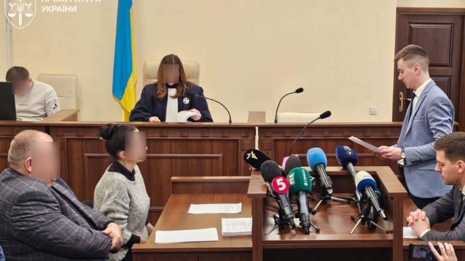 Теракт в Киеве: суд взял под стражу вторую фигурантку, которая покинула место нападения, — патрульную Анну Дудину
