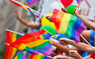 Суд ЄС визнав незаконною заборону Угорщини на доступ дітей до ЛГБТК+ контенту