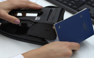 Анулювання закордонного паспорта — коли це потрібно