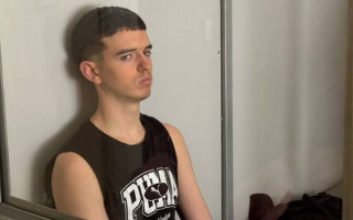 Обвинувачений у вбивстві Фаріон Зінченко під час судового засідання хотів повіситися на футболці