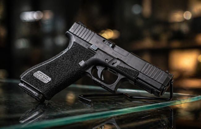 Суд США подтвердил: превращать пистолет в пулемет — незаконно