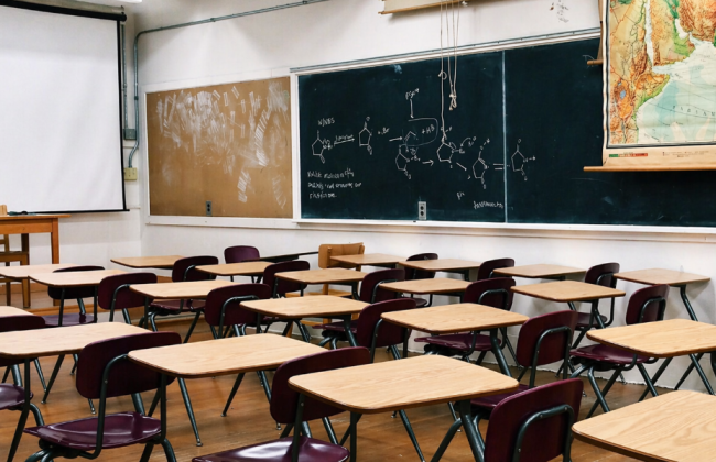 Киев готовит школы к зиме — 85% учреждений уже с генераторами