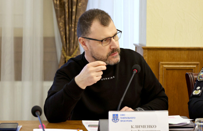 В Раде заявили, что не рассматривают вопрос об отставке главы МВД Игоря Клименко после теракта в Киеве