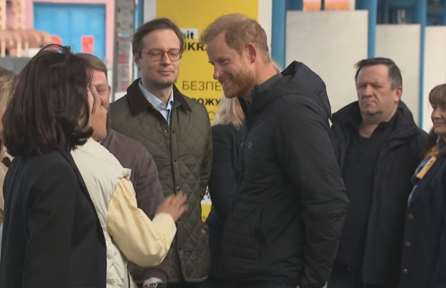 Принц Гаррі прибув до Києва з неанонсованим візитом: відео