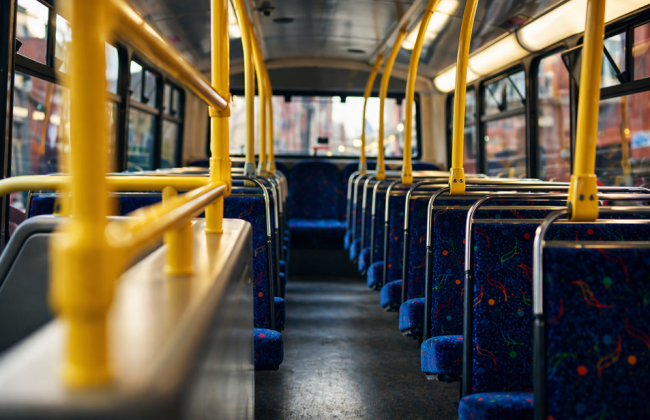 Гуманітарні автобуси можуть вивести на маршрути через проблеми з транспортом: в Раді готують зміни