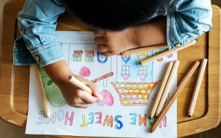 ЄС фіксує рекордну кількість іммігрантів: українці — серед основних заявників на притулок у Франції