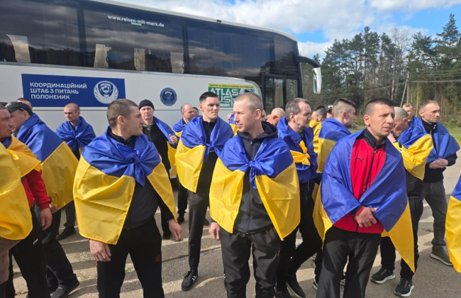 Из плена РФ вернули 193 украинских защитников