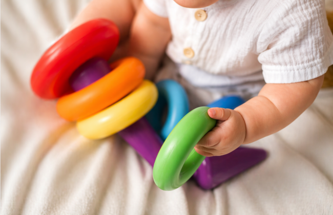 Некоторые игрушки могут навредить ребенку: что обязательно проверить перед покупкой