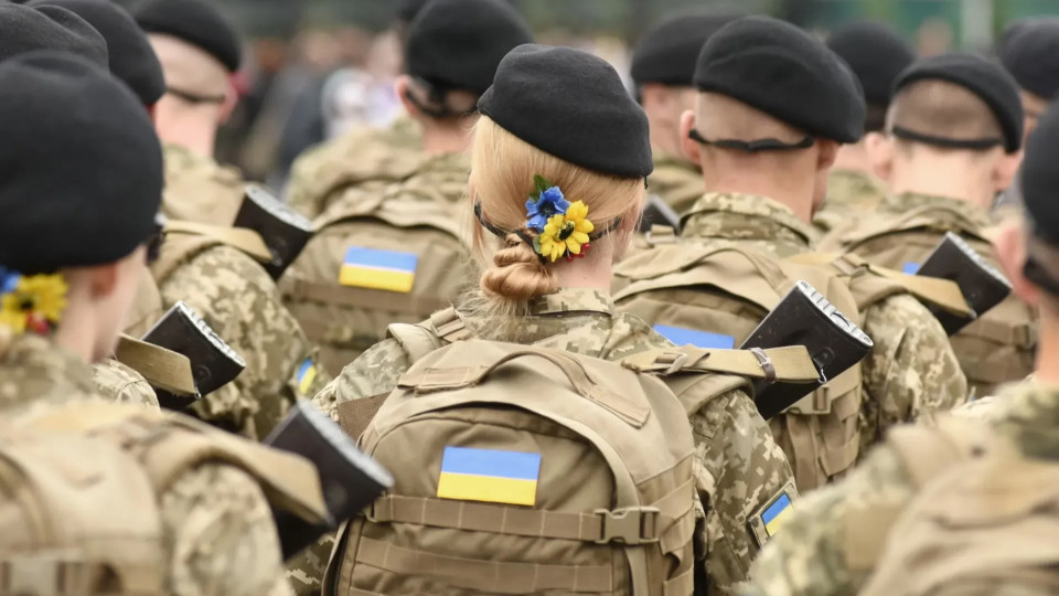 В ВСУ служат более 75 тысяч женщин, но они почти не представлены на уровне принятия решений