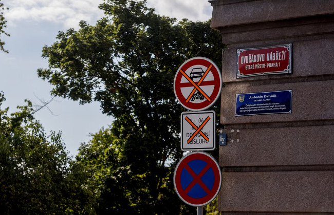 Прага без автомобилей – летом в центре города планируют ограничить движение транспорта