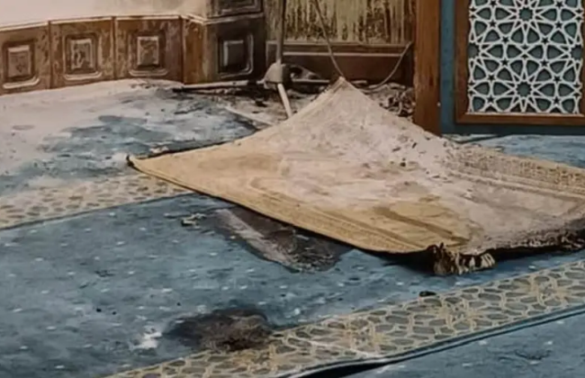 У Львові ледь не згоріла мечеть після атаки коктейлями Молотова, фото