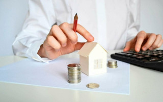 Чи призначать субсидію на неопалювальний сезон, якщо член родини переїхав