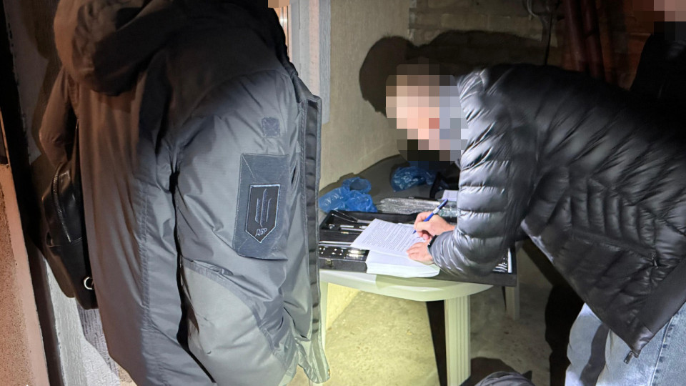 ГБР разоблачило «бизнес» на военнослужащих: правоохранители зарабатывали на СЗЧ и побегах за границу