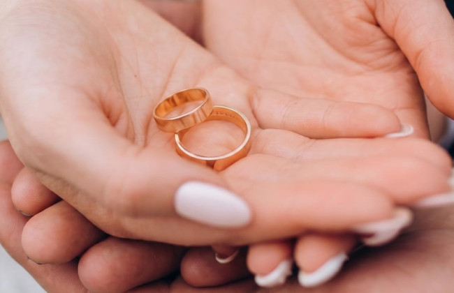 Признание брака, заключенного за границей: действителен ли он в Украине