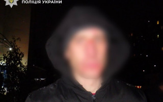 В Киеве судили рецидивиста, избившего и ограбившего военнослужащего во время реабилитации